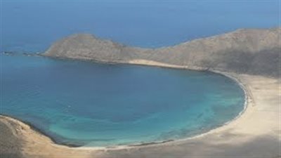 بالفيديو.. التحالف العربي تفرض سيطرتها على مضيق باب المندب