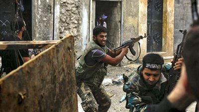 ضربات روسيا لمحاصرة الإرهاب في سوريا تتصدر عناوين الصحف