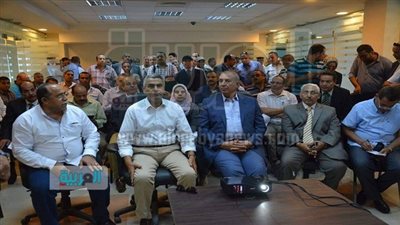 وزير النقل يتفقد أعمال التطوير بميناء سفاجا البحري