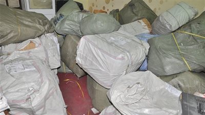 ضبط 31 طنًا من البضائع المهربة من خارج البلاد خلال شهرين
