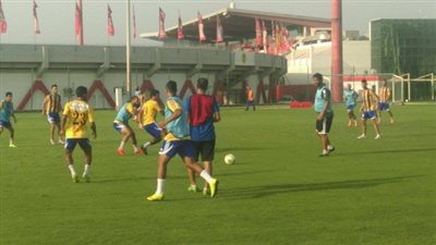 بالصور.. الإسماعيلي يواصل تدريباته في دبي