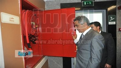 وزير النقل يطمئن على وحدة الحريق بمستشفى السكة الحديد
