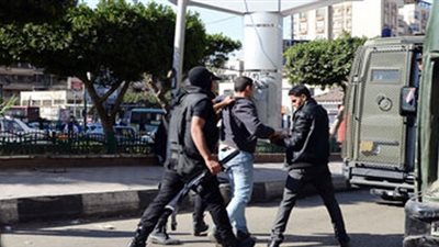 ضبط إخواني مطلوب في قضايا عنف قبل هروبه بميناء سفاجا