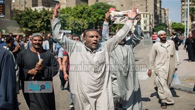 بالصور.. وقفة احتجاجية للعاملين بوزارة الأوقاف 