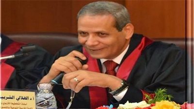 وزير التعليم يتفقد 4 مدارس بالسويس