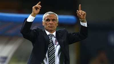 مرسي وكوكا يقودان مصر أمام زامبيا 