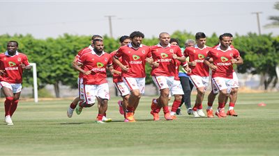دوليو الأهلي ينتظمون في معسكر الإمارات.. اليوم