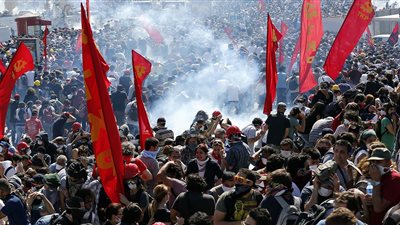 تظاهرات في 13 محافظة تركية احتجاجا على تفجيرات أنقرة