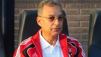 استياء داخل البعثة الإعلامية المرافقة للأهلي بالإمارات بسبب 