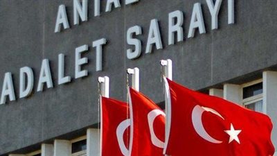 قرار بتغيير محال عمل 156 قاضيا ومدعيا عاما بتركيا