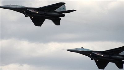صحيفة لبنانية: مقاتلات روسية اعترضت طائرات إسرائيلية قرب الأجواء السورية