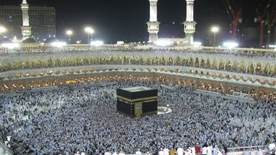 السعودية تتوقع زيادة أعداد المعتمرين اعتبارًا من 2016 بنسبة تتجاوز 40%