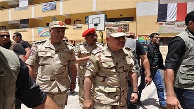 بالفيديو.. وزير الدفاع يتفقد الحالة الأمنية بعد غلق اللجان الانتخابية