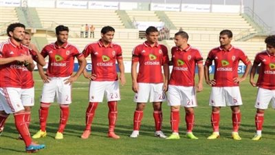 الأهلي يفتتح مشوار الدوري أمام طلائع الجيش مصابًا بالغيابات