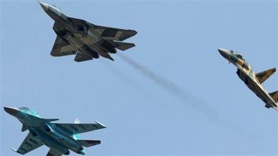 مقاتلات روسية تقصف 72 موقعًا لـ